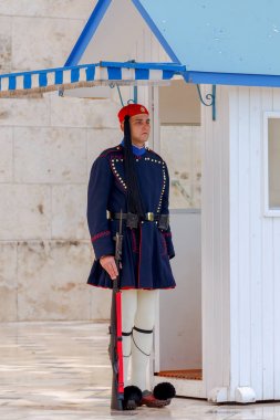 Atina. Onur bekçi evzones önce Parlamento.