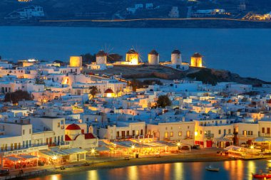Chora. Mykonos. Şehrin havadan görünümü.