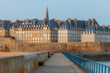 Saint Malo. Eski şehir görünümünü.