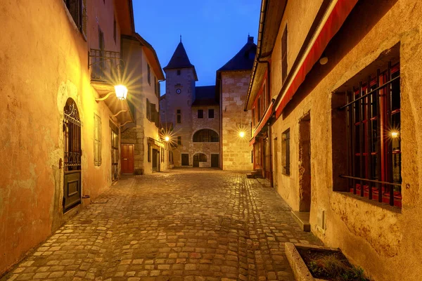 Annecy. Old city at night. — Stock Photo, Image