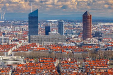 Lyon. Şehrin havadan görünümü.