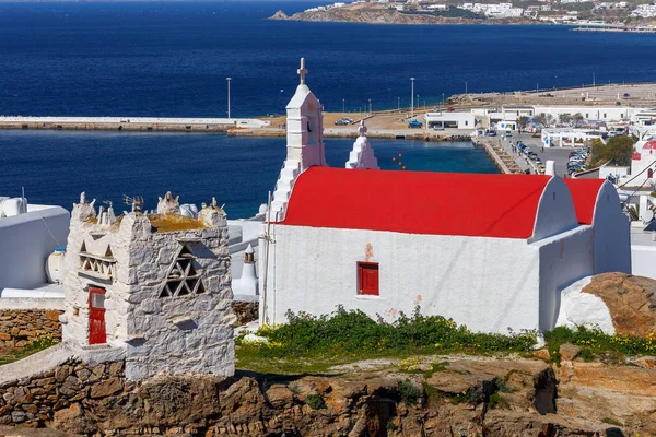 Mykonos. Edifício tradicional da Igreja grega . — Fotografia de Stock