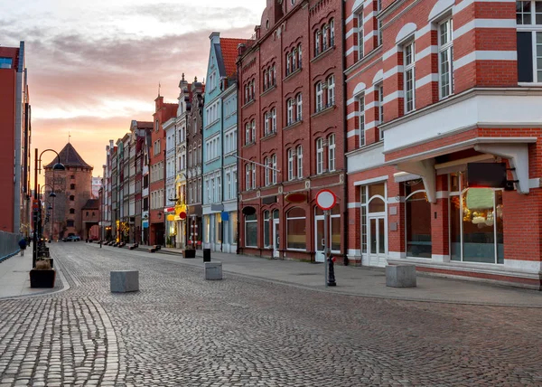 Gdansk vagyok. Régi keskeny középkori utca. — Stock Fotó