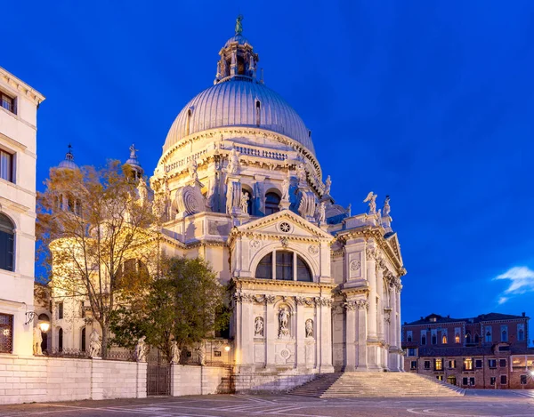 Венеция. Церковь Санта Мария делла Салют на закате . — стоковое фото