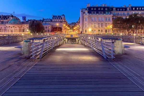 Párizs. Híd Leopold Sedar Senghor. — Stock Fotó