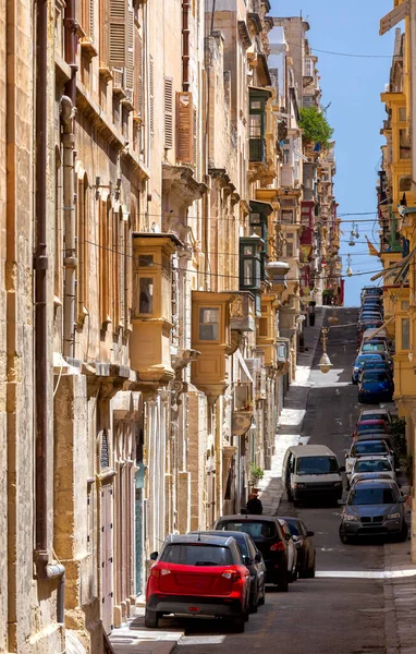 Valletta. Old medieval street. — Stock Photo, Image