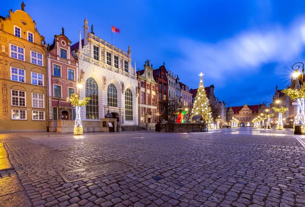 Gdansk. 크리스마스 선물 시장 이 길 다. — 스톡 사진