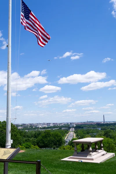 DC från toppen av Arlington kyrkogården — Stockfoto