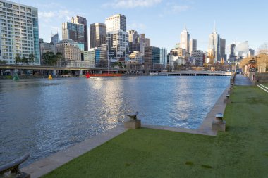 Melbourne tarafından Yarra Nehri