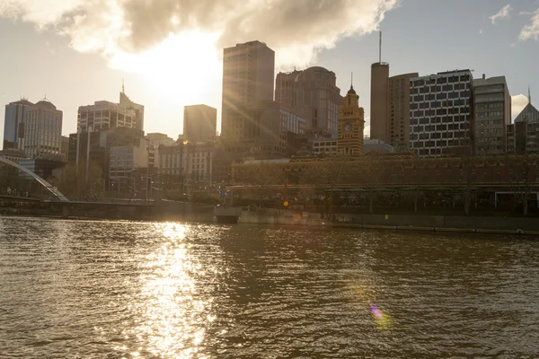 Junto al río Yarra en Melbourne —  Fotos de Stock