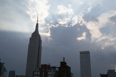 Bulutlar tarafından Empire Stat Binası