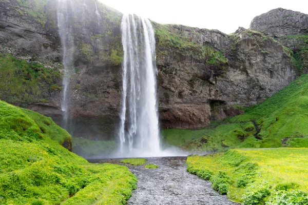 Seljalandsfoss waterval in IJsland — Stockfoto