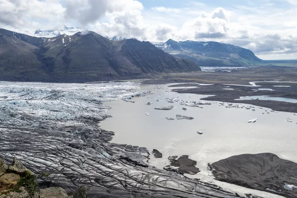 Skaftafellsjokull glacie, egyike a leg--bb impresive, Izland — Stock Fotó