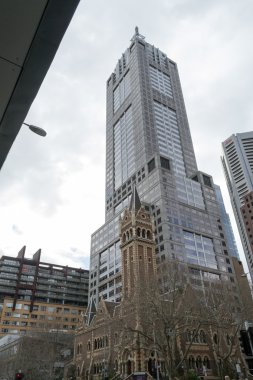 St Michaels Melbourne kilisede birleştiriyor