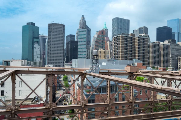 Vistas desde el puente de Brooklyn — Foto de Stock