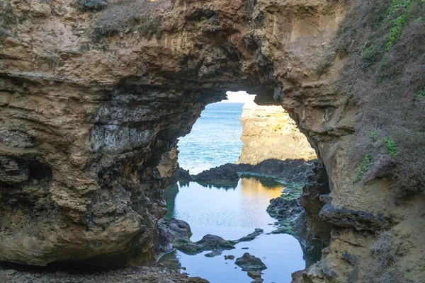 Die Grotte in der großen Meeresstraße — Stockfoto