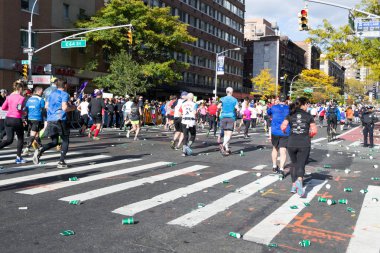 Maraton koşucular Nyc maraton 2016 yılında ilk avenue boyunca
