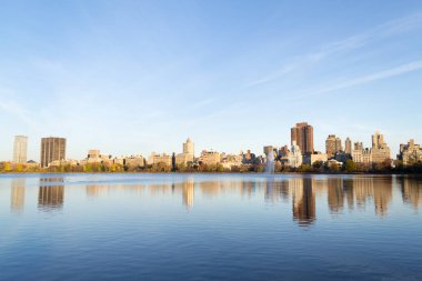 Ünlü Yukarı Doğu Yakası Jacqueline Ken'den photographied