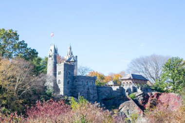 Central Park'ta Belvedere Kalesi resmi hava s içerir