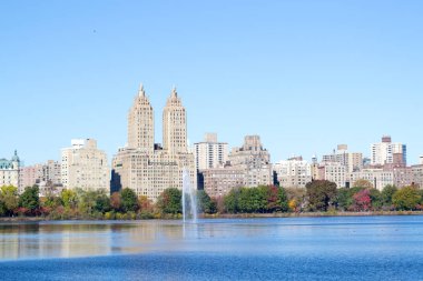 İkonik sayısı Central Park Reservoi tarafından Upper West Side