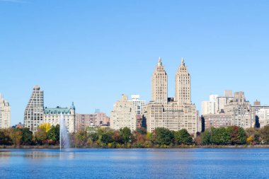 İkonik sayısı Central Park Reservoi tarafından Upper West Side