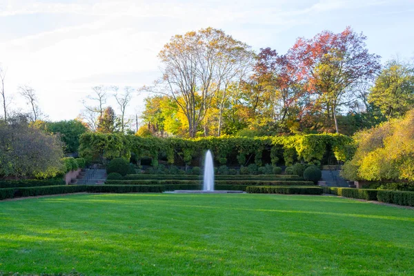 Grădina conservatoare este singura grădină formală din Central Park. — Fotografie, imagine de stoc