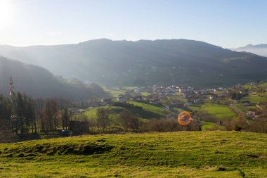 Berastegui karayolu üzerinden
