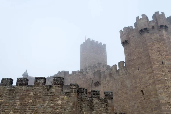 Kale Xavier sisli bir günde (İspanya)