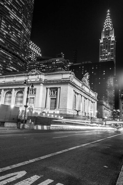 Grand Central Terminal facade from Park Avenue