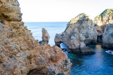 Uçurum ve kaya oluşumları, Ponta da Piedade (Lagos, Portekiz)
