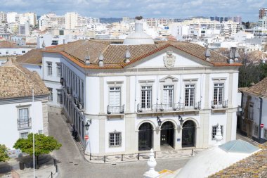 Faro Belediye Binası katedral tepesinden