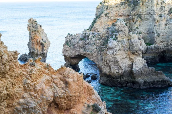 Uçurum ve kaya oluşumları, Ponta da Piedade (Lagos, Portekiz)