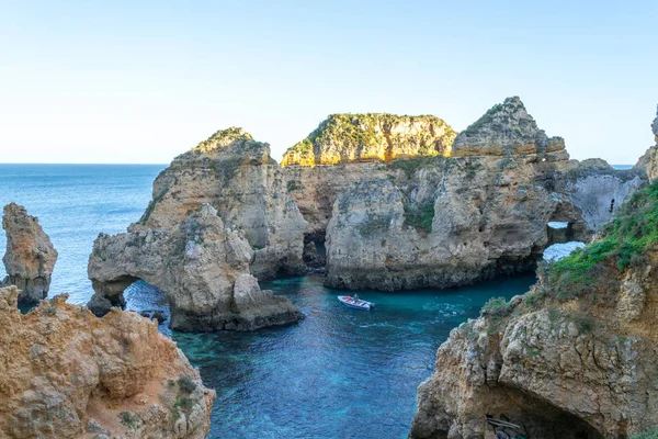 Uçurum ve kaya oluşumları, Ponta da Piedade (Lagos, Portekiz)