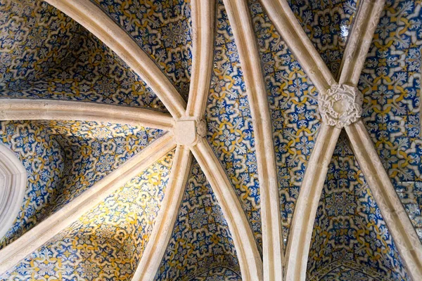 Azulejos en la celda de la Catedral de Faro — Foto de Stock