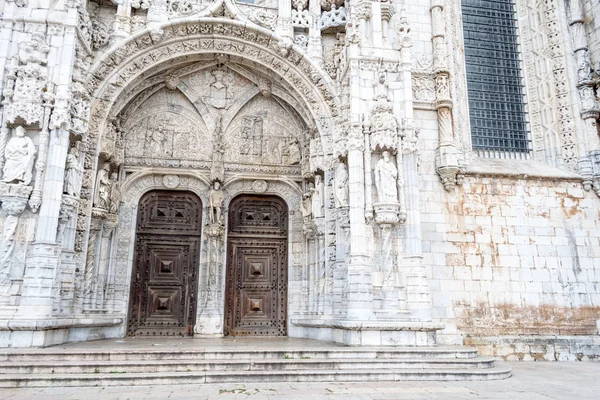 Güney portalı-Jeronimos Manastırı (Belem, Portekiz)