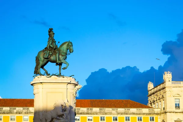 Joao király lovasszobra Lisszabonban (Portugália) — Stock Fotó