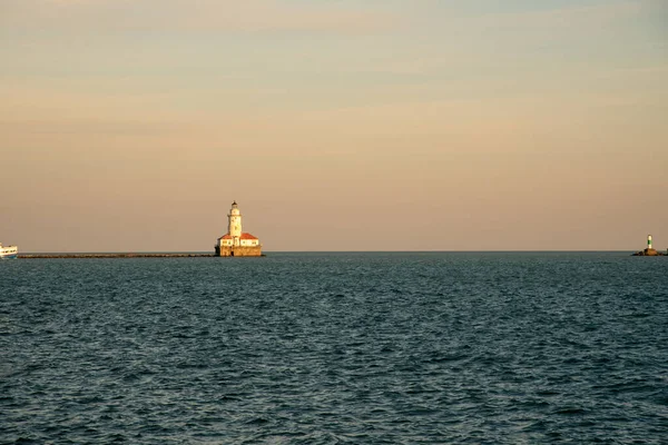 Utsikt Över Fyr Vid Solnedgången Sjön Michigan — Stockfoto