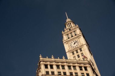 Chicago, IL, ABD - 9 Kasım 2019 - 1924 'te Chicago Michigan Bulvarı' nda inşa edilen Wrigley binası