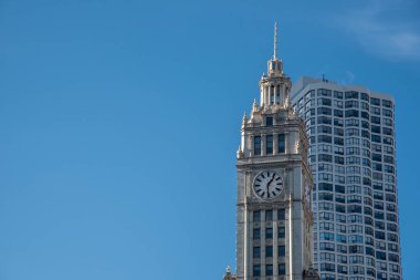 Chicago, IL, ABD - 9 Kasım 2019 - 1924 'te Chicago Michigan Bulvarı' nda inşa edilen Wrigley binası