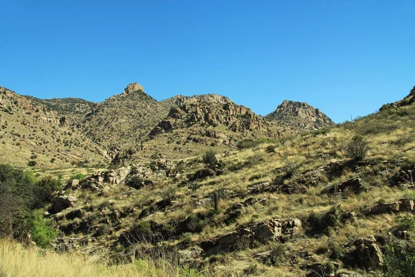 Vista conduciendo hasta Mount Lemmon en Tucson Arizona — Foto de Stock