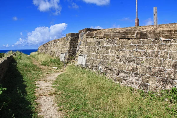 Blue Sky Copyspace Old Fort Barrington Steps Στην Κορυφή Του — Φωτογραφία Αρχείου