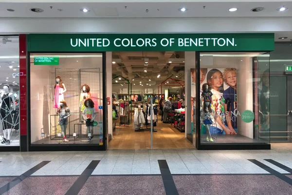 Benetton Sklep odzieżowy — Zdjęcie stockowe