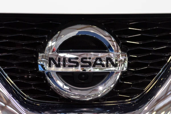 Nissan autoschild — Stockfoto