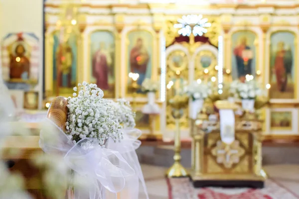 Bello sfondo chiesa ortodossa offuscata — Foto Stock