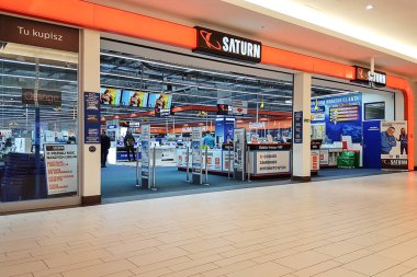 Saturn elektronik pazarda alışveriş