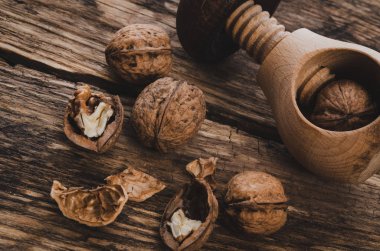 Kırsal tarzda ceviz tanelerinin görüntüsü