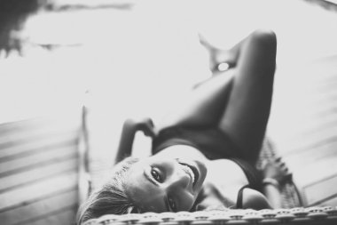 Çekici Genç Kadın