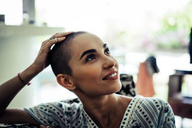 şehvetli genç kadın