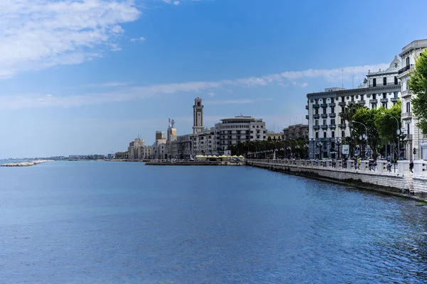 güzel manzara ile gök Harbour mavi deniz