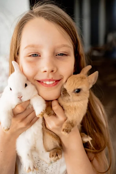 Children Play Easter Bunnies — Stock Photo, Image